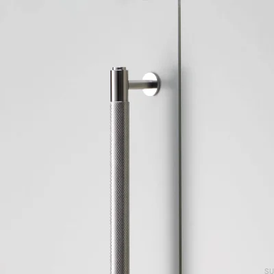 Tirador alargado para muebles Cross 724 de acero plateado