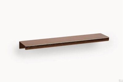 Tirador para muebles Way 128 de aluminio marrón con borde cepillado.