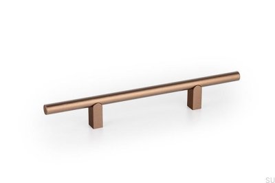 Tirador alargado para muebles Kumo 128 de aluminio cepillado marrón