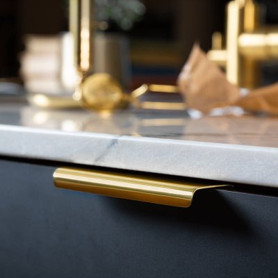 Tirador para mueble Edge Lip 40 Cobre pulido