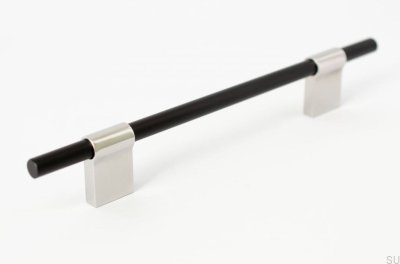 Tirador para mueble rectangular Line Mix 128. Metal negro con acero pulido